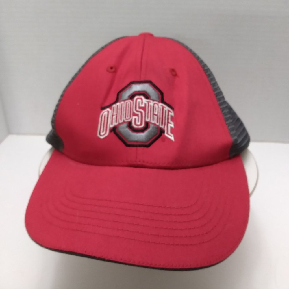 Capiviating Headgear The Ohio‎ State Snapback